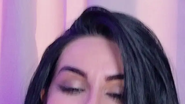 Pamela Rosal online show from 09.26.25