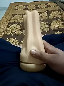 Snapshot of Unicorns74 chatting on 12.29.24 Unicorns74 online show from 12.29.24