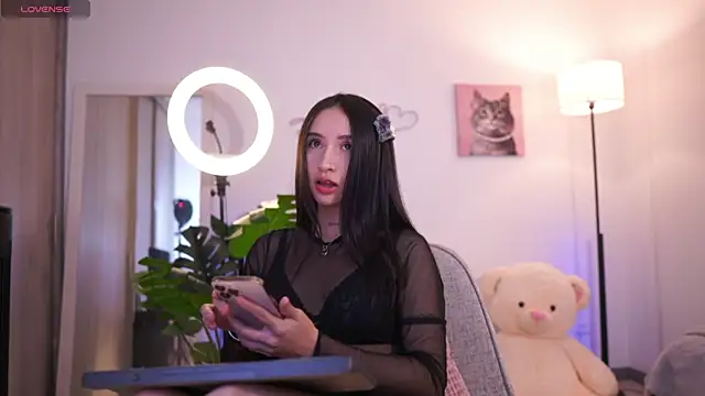 Angeeel  online show from 09.30.25