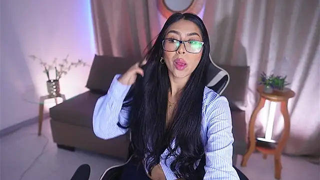 Sara albrecht online show from 02.19.25