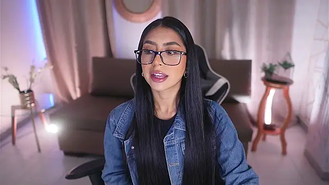 Sara albrecht online show from 02.24.25