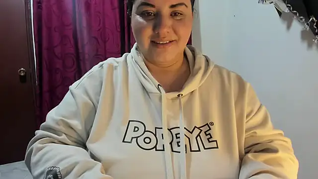 tetasgrandes karol online show from 01.05.25