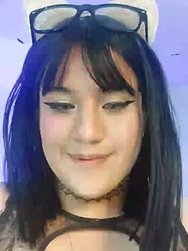 ItsNaiixa online show from 12.15.24