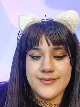 ItsNaiixa online show from 02.23.25