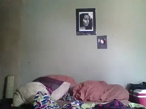 Snapshot of Moorella1 chatting on 03.09.25 Moorella1 online show from 03.09.25