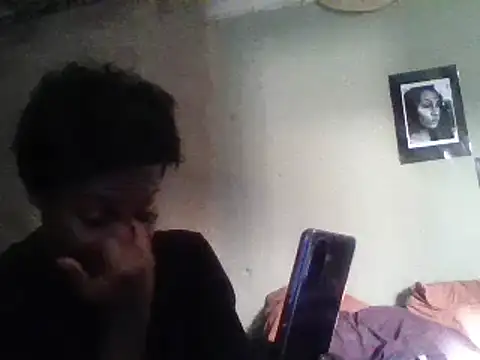 Snapshot of Moorella1 chatting on 03.14.25 Moorella1 online show from 03.14.25