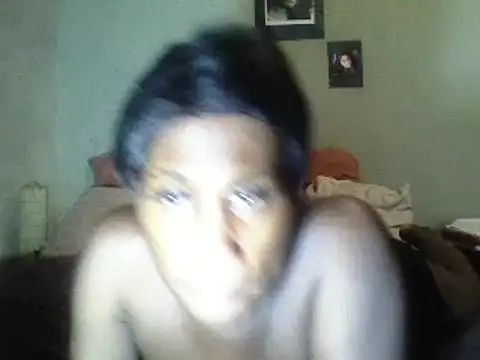 Snapshot of Moorella1 chatting on 03.15.25 Moorella1 online show from 03.15.25