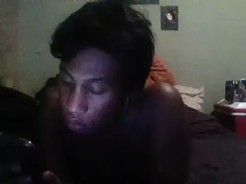 Snapshot of Moorella1 chatting on 03.16.25 Moorella1 online show from 03.16.25