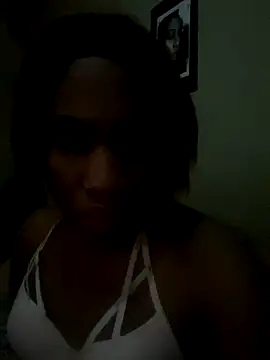 Snapshot of Moorella1 chatting on 10.18.25 Moorella1 online show from 10.18.25