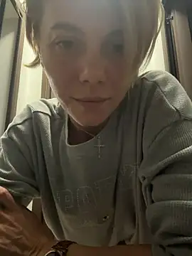 Snapshot of tanyagrey chatting on 11.07.25 tanyagrey online show from 11.07.25