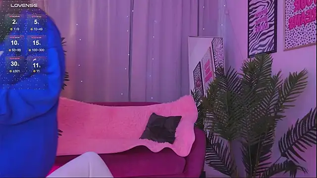 Snapshot of Mia__Peach chatting on 03.06.25 Mia Peach online show from 03.06.25