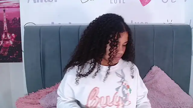 Snapshot of KittyBrookex chatting on 10.23.25 KittyBrookex online show from 10.23.25