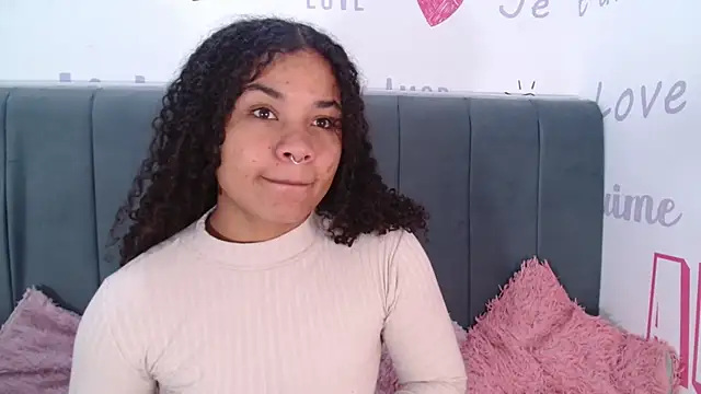 Snapshot of KittyBrookex chatting on 10.28.25 KittyBrookex online show from 10.28.25