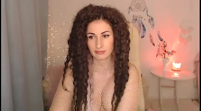 MaryMalory11 online show from 12.20.24