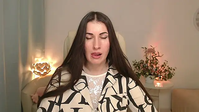 MaryMalory11 online show from 02.12.26