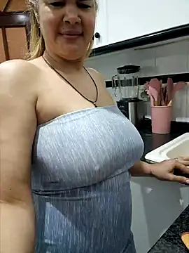 lamorbosa37 online show from 02.05.25