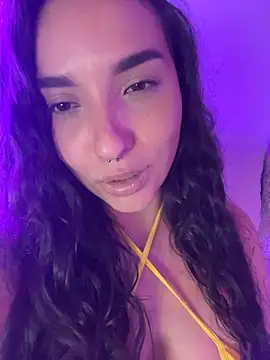 ThaliaRivera  online show from 05.06.26