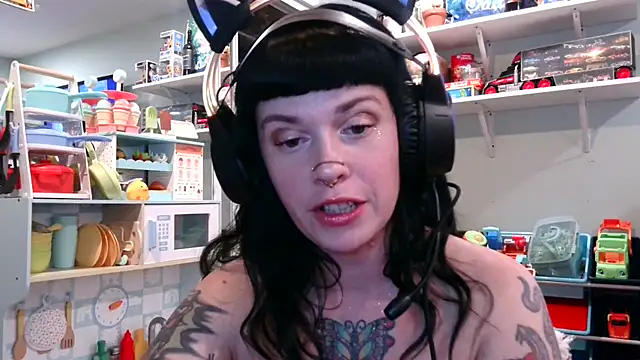 Marcelinegoddess online show from 02.24.25