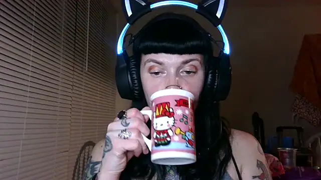 Marcelinegoddess online show from 03.05.25