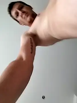 Snapshot of TheSouthernKing chatting on 12.27.24 TheSouthernKing online show from 12.27.24