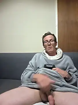 Snapshot of TheSouthernKing chatting on 10.09.25 TheSouthernKing online show from 10.09.25