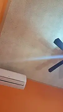 miicheele32 online show from 12.20.25