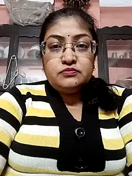 LAVERNIYA  online show from 12.15.24