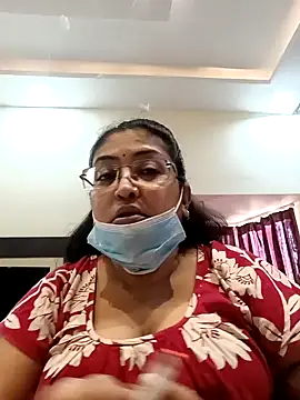 LAVERNIYA  online show from 01.03.25