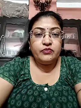 LAVERNIYA  online show from 01.12.25