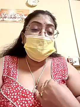 LAVERNIYA  online show from 01.18.25