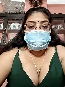 LAVERNIYA  online show from 02.13.25