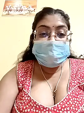 LAVERNIYA  online show from 02.17.25