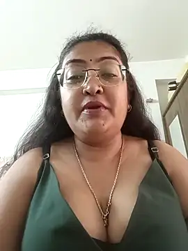 LAVERNIYA  online show from 09.10.25