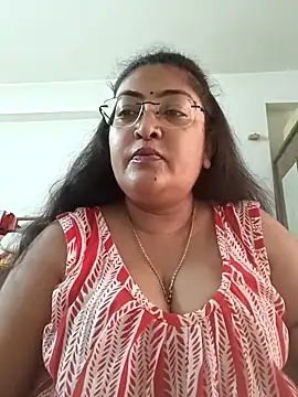 LAVERNIYA  online show from 10.26.25