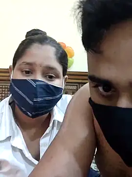 IND COUPLE1 online show from 02.10.25