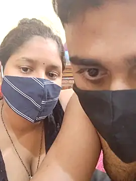 IND COUPLE1 online show from 02.14.25