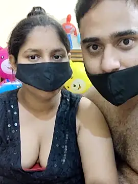 IND COUPLE1 online show from 03.03.25