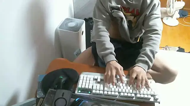 Stellan 0412 online show from 02.10.26