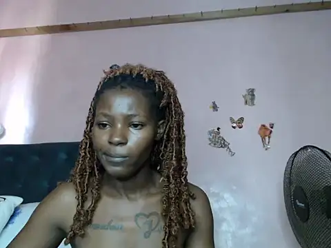 TrishaKalid online show from 03.08.25