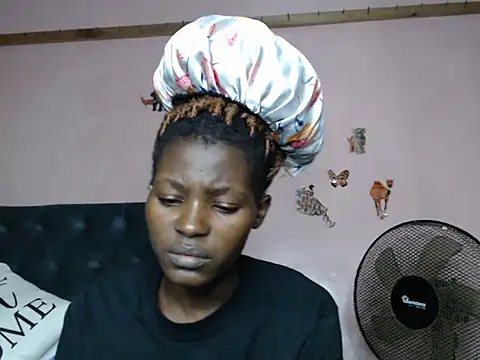 TrishaKalid online show from 03.09.25