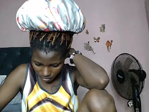 TrishaKalid online show from 03.11.25