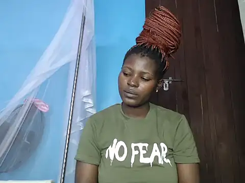 TrishaKalid online show from 12.15.25