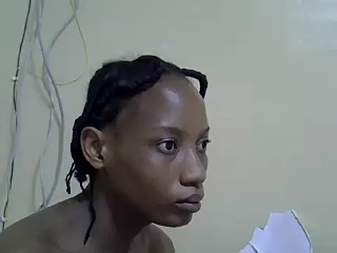 Snapshot of Iam_Rona chatting on 01.13.25 Iam Rona online show from 01.13.25