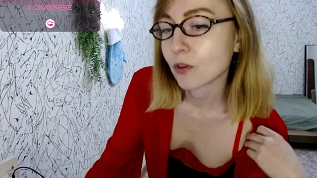 Athena Richards online show from 02.24.26