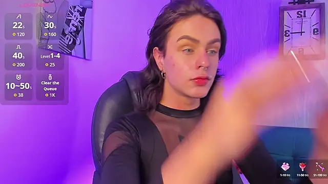 Snapshot of miah_connor chatting on 09.24.25 miah connor online show from 09.24.25