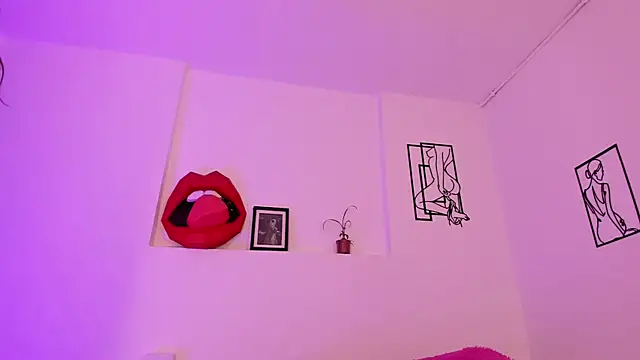 Snapshot of ari_amisi chatting on 03.13.25 ari amisi online show from 03.13.25