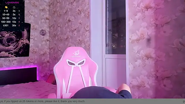 Snapshot of Kai-Gerda6 chatting on 12.25.24 Kai-Gerda6 online show from 12.25.24