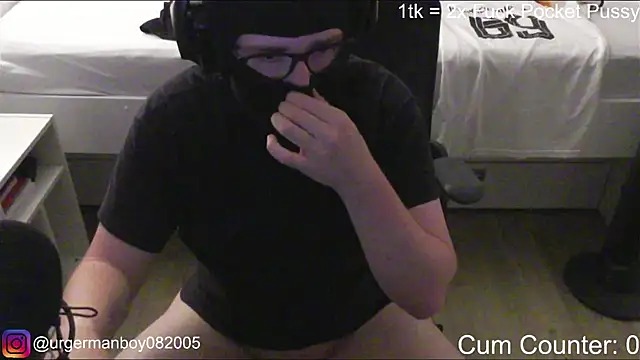 HornyTeenBoy64 online show from 07.19.26