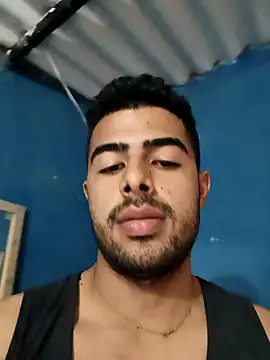 LuiMilan99 online show from 03.25.26