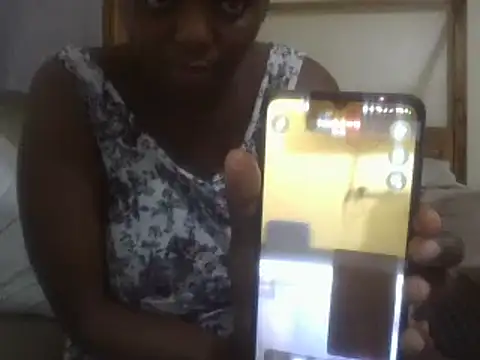 Snapshot of mummie_Nasty254 chatting on 03.04.25 mummie Nasty254 online show from 03.04.25